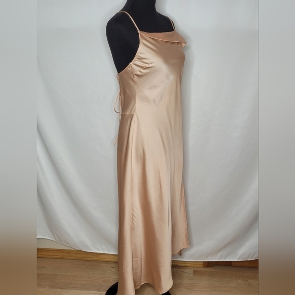 ASTR The Label Gaia Satin Slip Dress - Size M - Picture 5 of 7